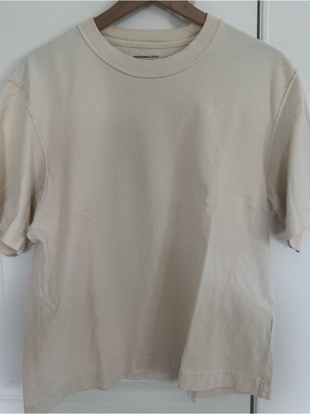 Abercrombie & Fitch Short Sleeve Cropped Crew in Cream